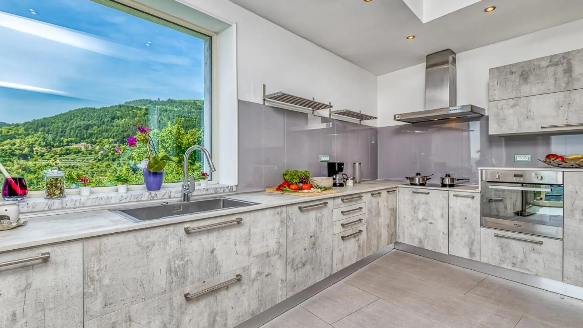 Villa Pasini In Livade - Haus Fuer 8 Personen